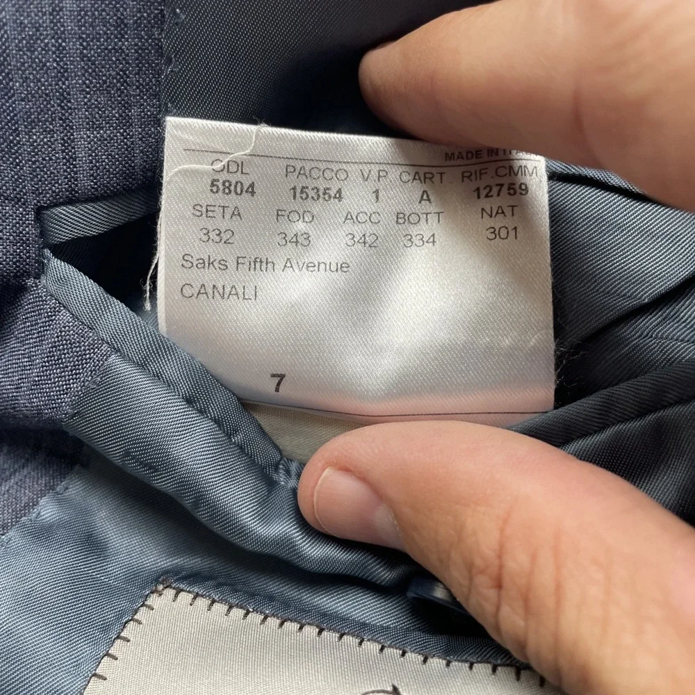 Canali Italian made 40S Blue Striped Mens Blazer from Saks Fifth Ave Pocket sown